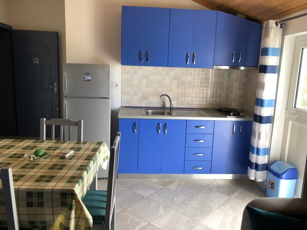 Doci Seven Hotel Velipojë Buitenkant foto