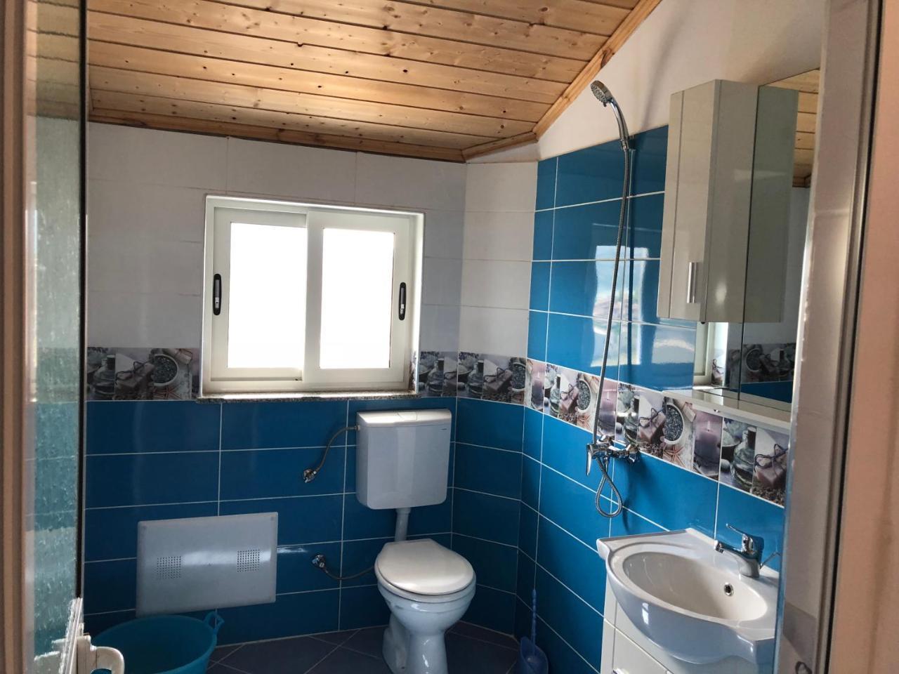 Doci Seven Hotel Velipojë Buitenkant foto
